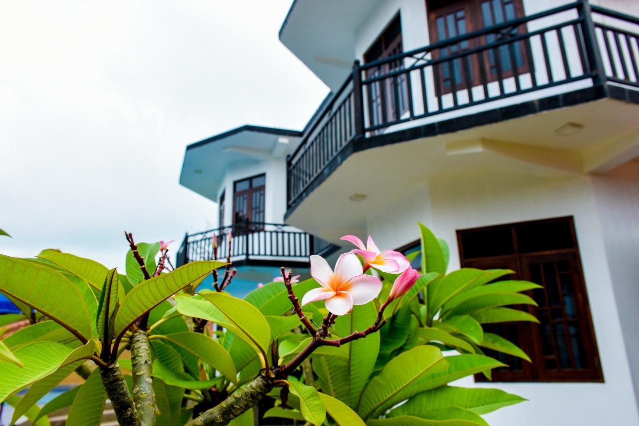 Ocean Glory Hotel Ettukala Exterior foto