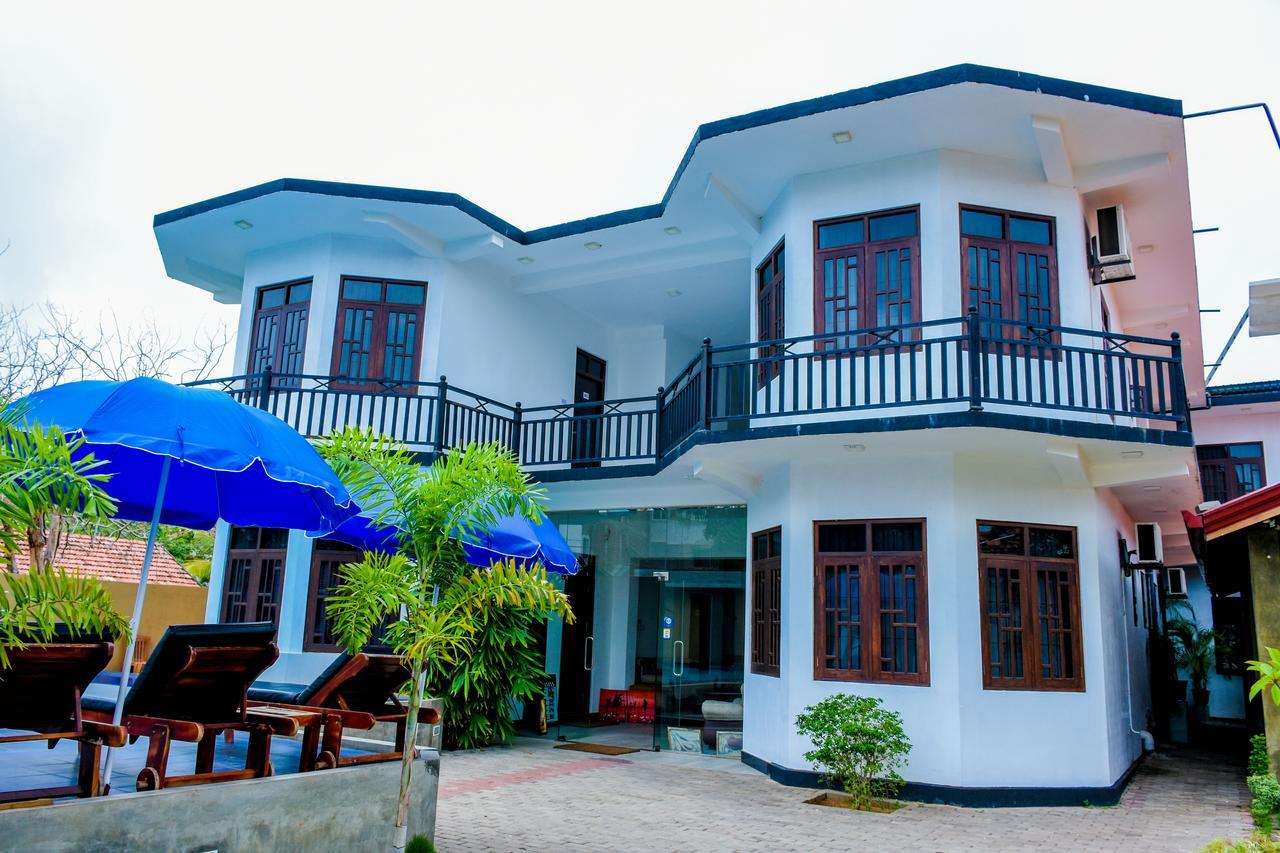 Ocean Glory Hotel Ettukala Exterior foto