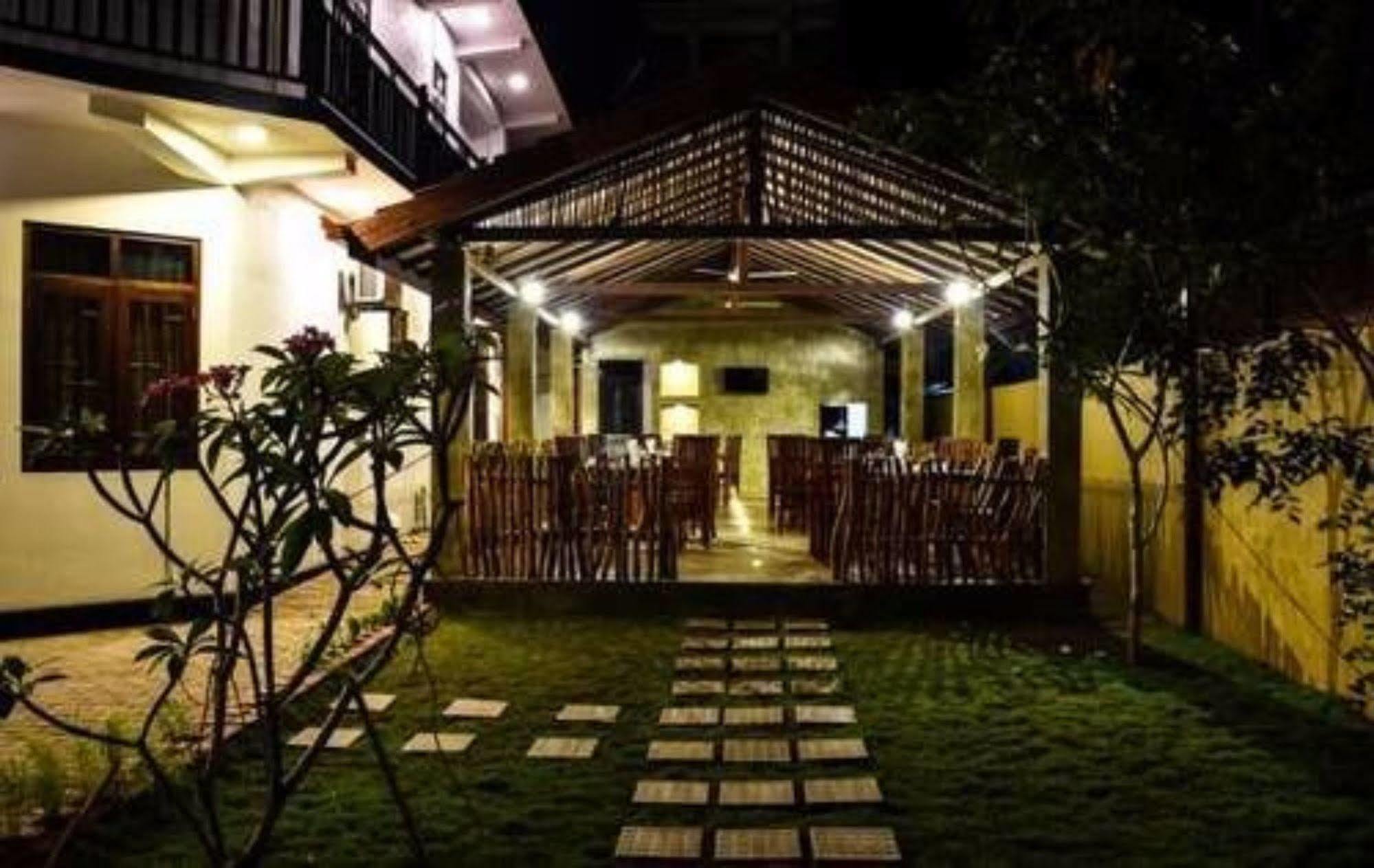 Ocean Glory Hotel Ettukala Exterior foto
